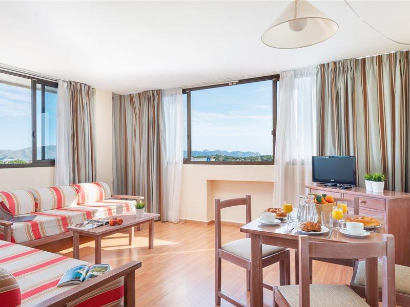 Apartamentos Carlos V Alcúdia Eksteriør bilde