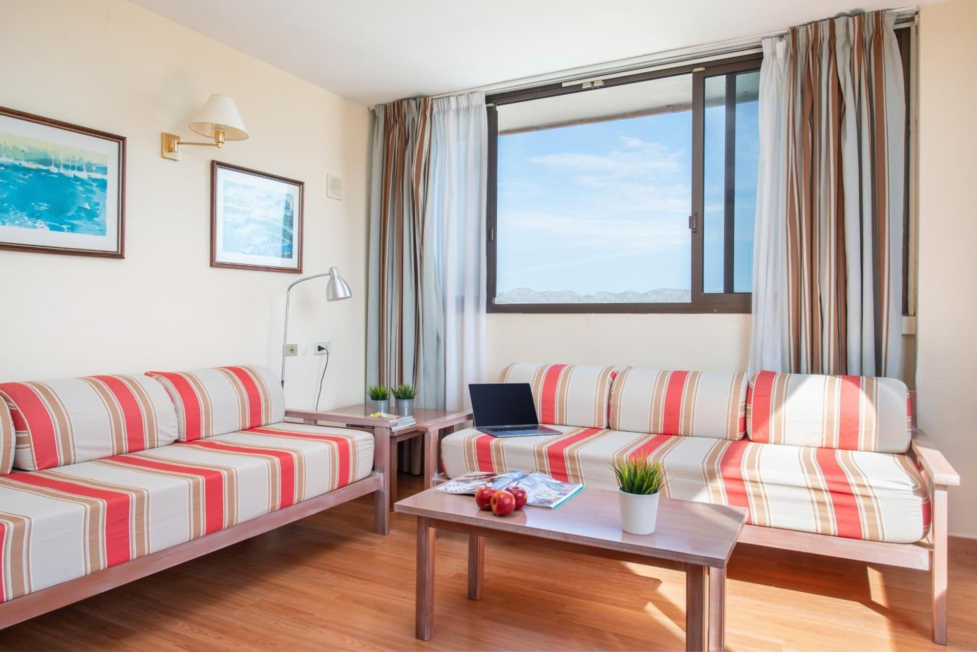 Apartamentos Carlos V Alcúdia Eksteriør bilde