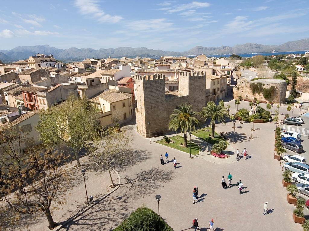 Apartamentos Carlos V Alcúdia Eksteriør bilde