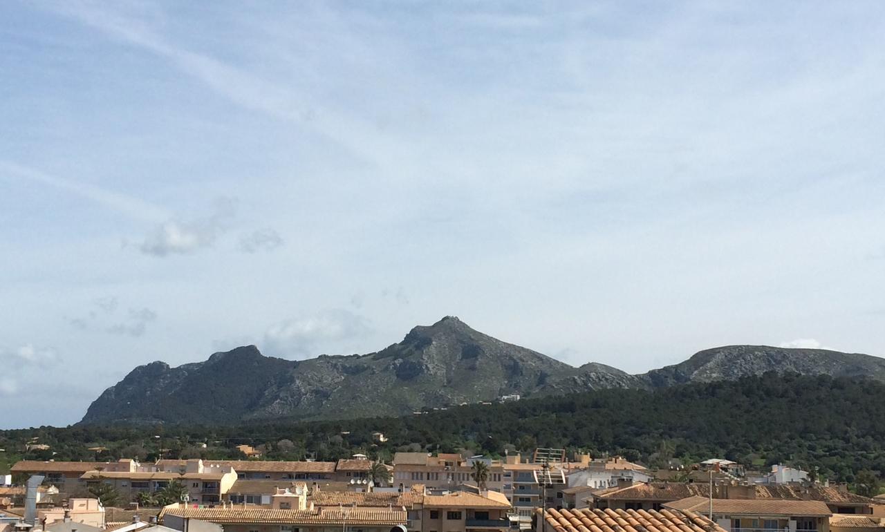 Apartamentos Carlos V Alcúdia Eksteriør bilde