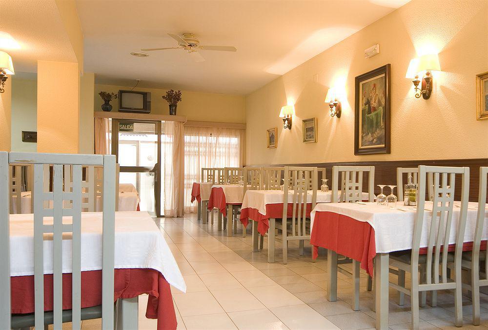 Apartamentos Carlos V Alcúdia Eksteriør bilde